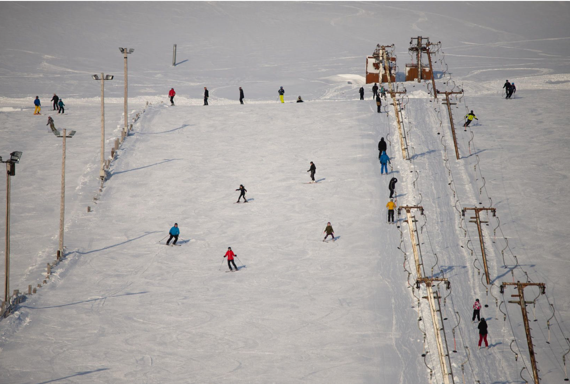 Æfingasvæði og byrjendabrekkur á Íslandi – Hvar á að byrja?